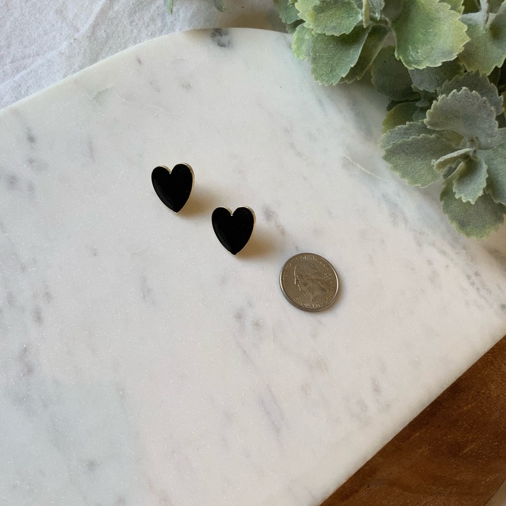 The Monroe - Black Stud Heart Earrings - Picture 6 of 6